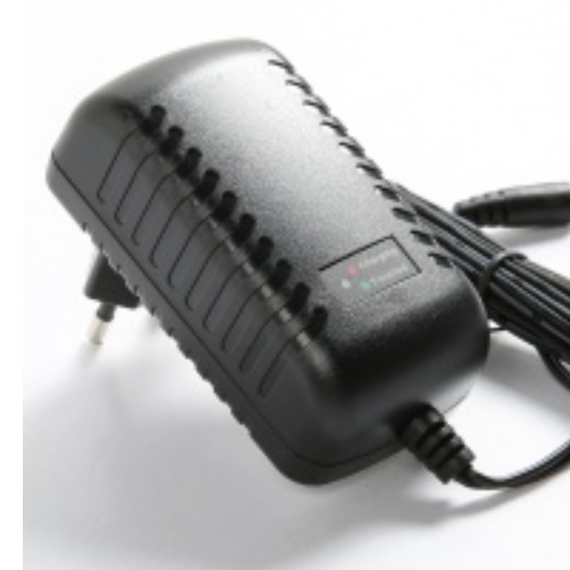 NIMH batterioplader til 4,8 V ~ 14,4V NIMH / NICD batteripakker